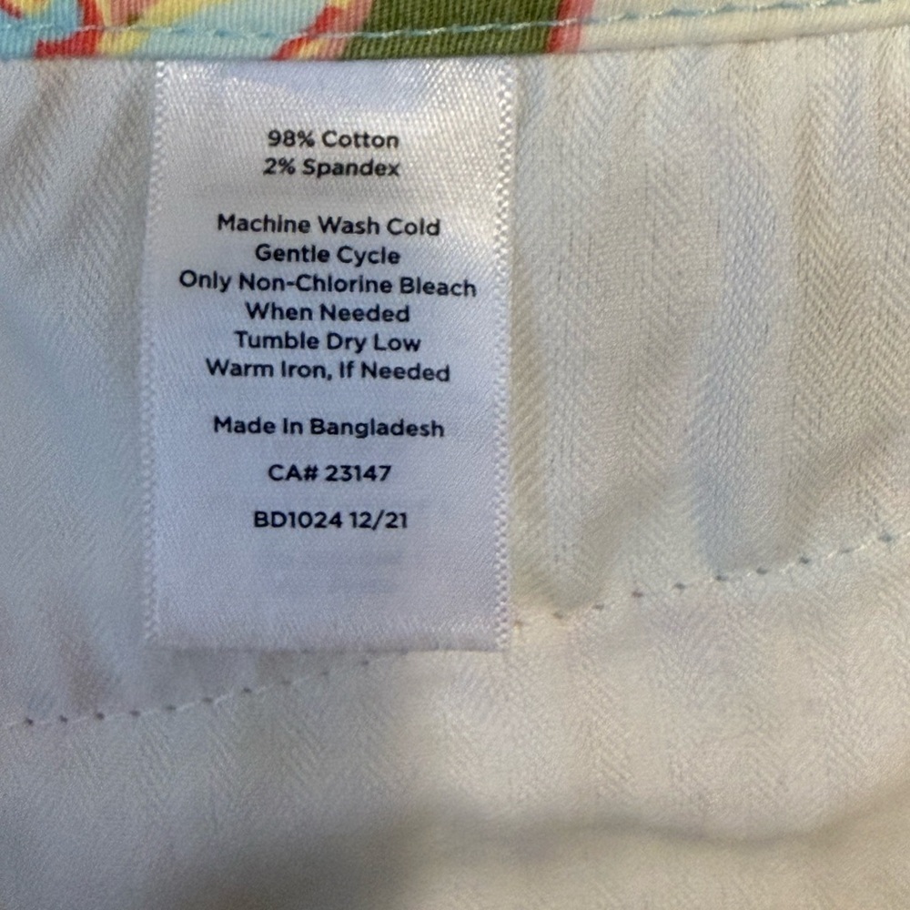 Talbots Women’s Perfect Shorts Floral Print Cotton Blend Trailing Hibiscus 6 - Picture 5 of 5